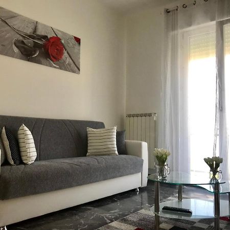 Casa Lucia Apartment เมสเตร ภายนอก รูปภาพ