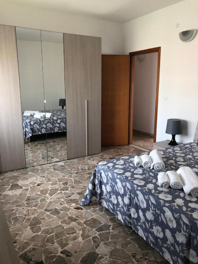 Casa Lucia Apartment เมสเตร ภายนอก รูปภาพ